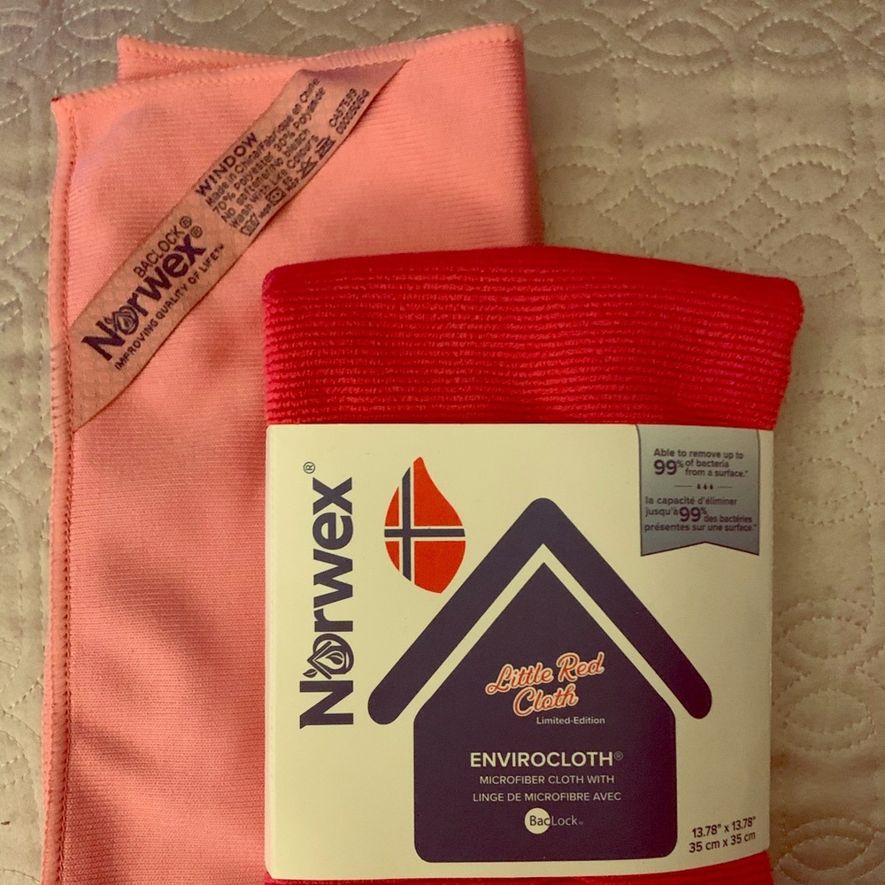 Norwex envirocloth and window cloth